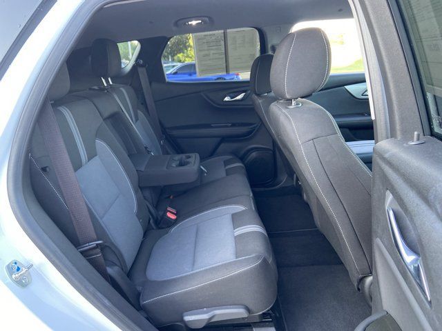 Used 2025 Chevrolet Blazer LT FWD image 16