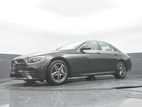 Used 2023 Mercedes-Benz E 350 4MATIC Sedan w/ Premium Package image 28