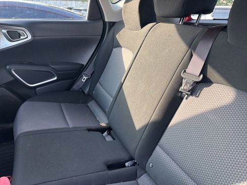 Certified 2021 Kia Soul LX image 9