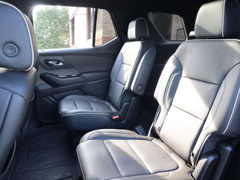 Used 2024 Chevrolet Traverse Premier w/ Redline Edition image 33