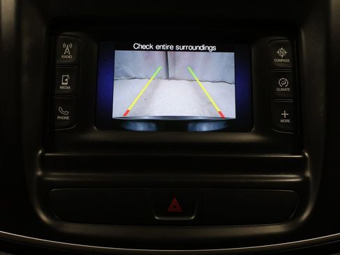 Used 2015 Chrysler 200 Limited w/ Convenience Group FWD image 27