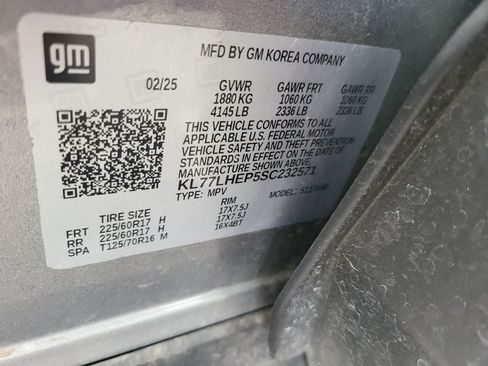 Used 2025 Chevrolet Trax LT w/ LT Convenience Package FWD image 7