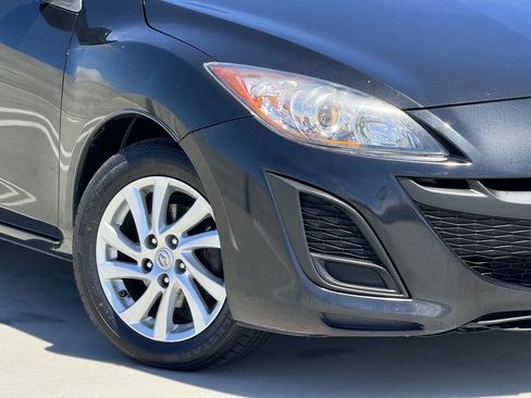 Used 2011 MAZDA MAZDA3 i Touring image 4