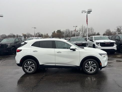 Certified 2023 Buick Envision Essence image 4