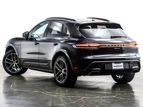 Used 2023 Porsche Macan image 12