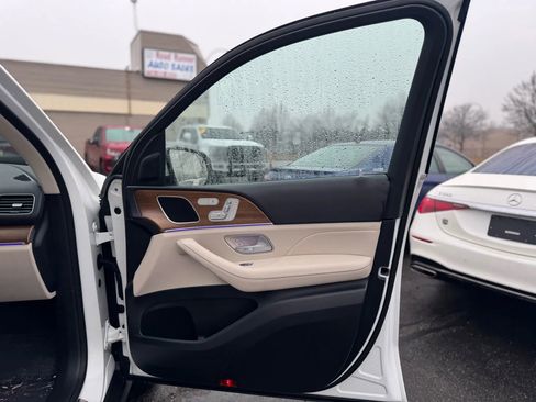 Used 2025 Mercedes-Benz GLE 350 GLE 350 4MATIC Sport Utility 4 image 28