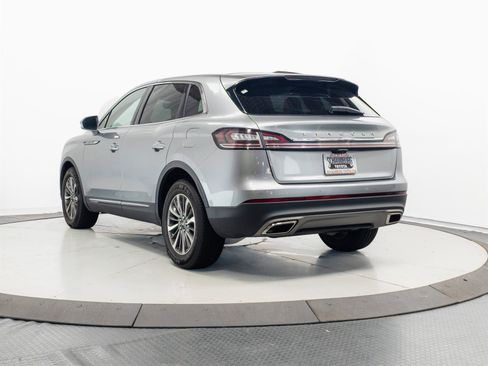 Used 2023 Lincoln Nautilus Reserve AWD/4WD image 9