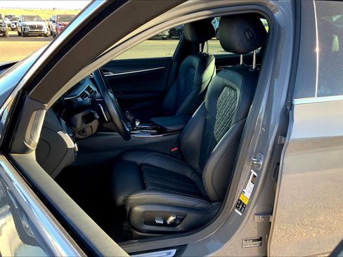 Used 2022 BMW 530i xDrive image 7