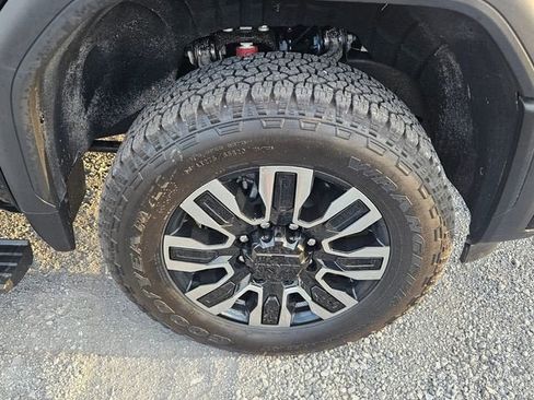 New 2026 GMC Sierra 2500 Denali Ultimate image 16