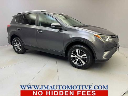 Used 2016 Toyota RAV4 XLE AWD/4WD image 7