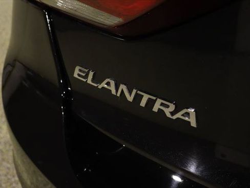 Used 2017 Hyundai Elantra SE w/ SE A/T Tech Package 03 FWD image 15