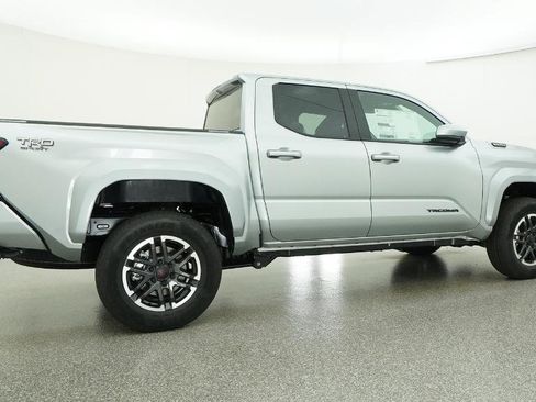 New 2026 Toyota Tacoma TRD Sport AWD/4WD image 48