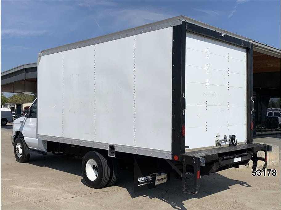 Used 2024 Ford E-450 and Econoline 450 Super Duty w/ Power Windows & Locks Group RWD image 7