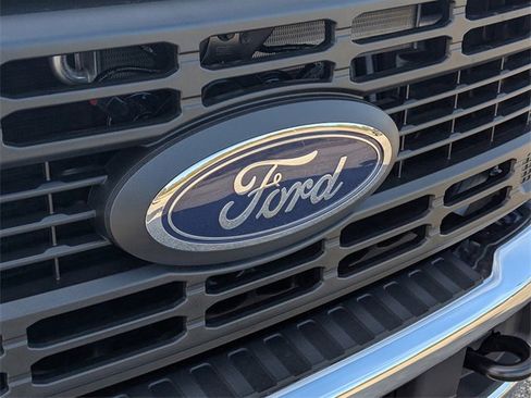 New 2026 Ford F250 XL w/ XL Off-Road Package image 14