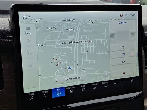 Used 2024 Ford Expedition Limited image 17