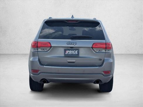 Used 2017 Jeep Grand Cherokee Overland w/ Jeep Active Safety Group RWD image 6
