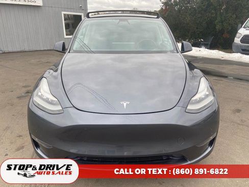Used 2021 Tesla Model Y Long Range image 8