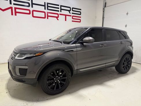 Used 2016 Land Rover Range Rover Evoque SE AWD/4WD image 2