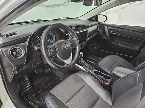Used 2019 Toyota Corolla SE FWD image 23