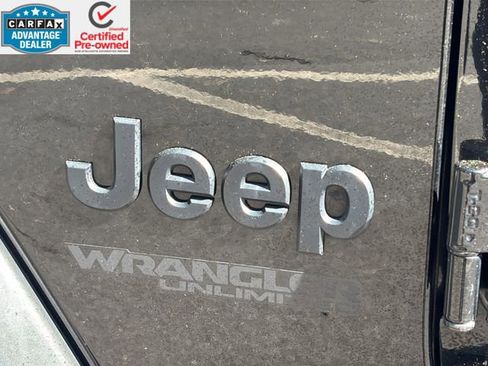 Used 2022 Jeep Wrangler Unlimited Sport image 13