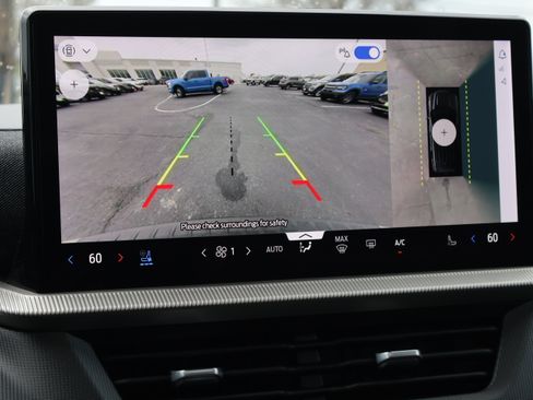 Used 2025 Ford Explorer ST image 22