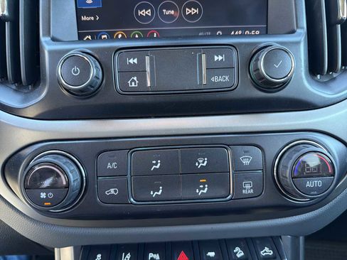 Used 2020 Chevrolet Colorado Z71 w/ Safety Package image 7