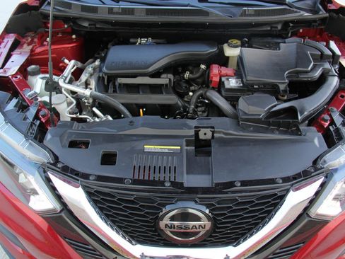 Used 2022 Nissan Rogue Sport SV w/ Technology Package image 34