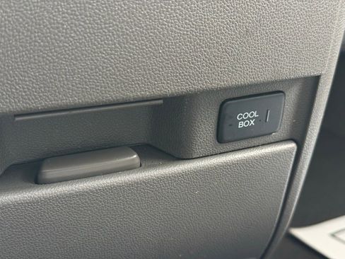 Used 2012 Honda Odyssey Touring image 24