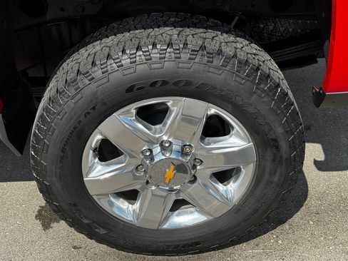 Used 2019 Chevrolet Silverado 2500 LTZ w/ LTZ Plus Package AWD/4WD image 48