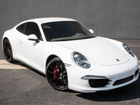 Used 2013 Porsche 911 Carrera 4S AWD/4WD image 6