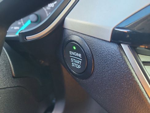 Certified 2022 Ford Escape SE w/ Convenience Package image 22