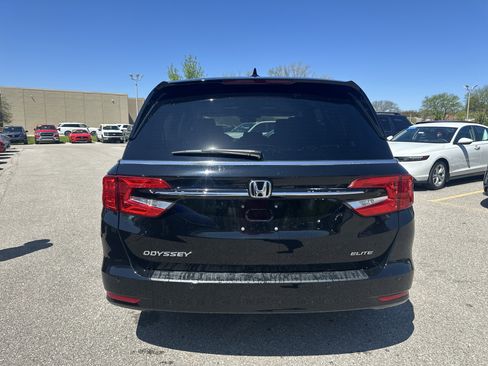 Certified 2024 Honda Odyssey Elite image 9