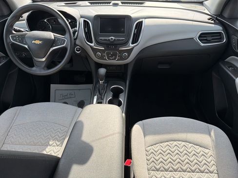Used 2023 Chevrolet Equinox LS w/ LS Convenience Package image 10