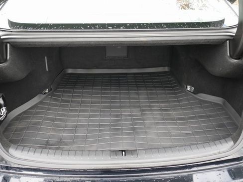 Used 2015 Hyundai Genesis 3.8 w/ Option Group 03 image 11