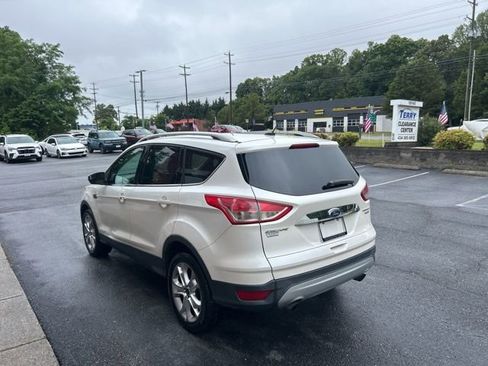 Used 2015 Ford Escape Titanium AWD/4WD image 3