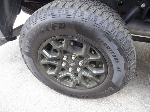 Used 2025 Ford F150 XLT w/ Equipment Group 301A Standard image 12