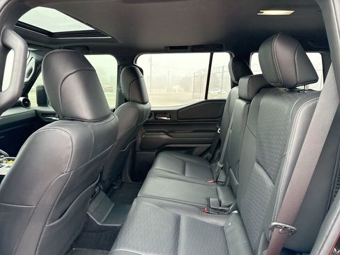 Certified 2024 Toyota Land Cruiser image 25