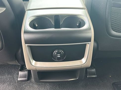 Used 2026 Kia Carnival FWD image 30