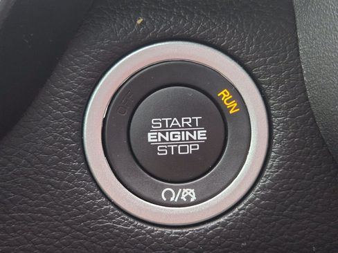 Used 2025 RAM 1500 Big Horn AWD/4WD image 22