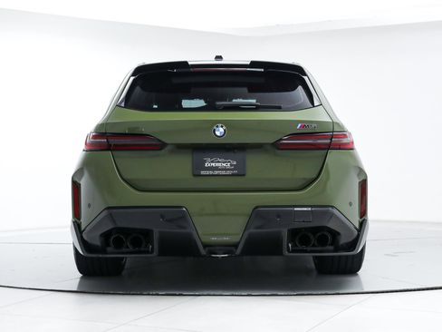 Used 2026 BMW M5 Touring w/ M Driver's Package AWD/4WD image 4