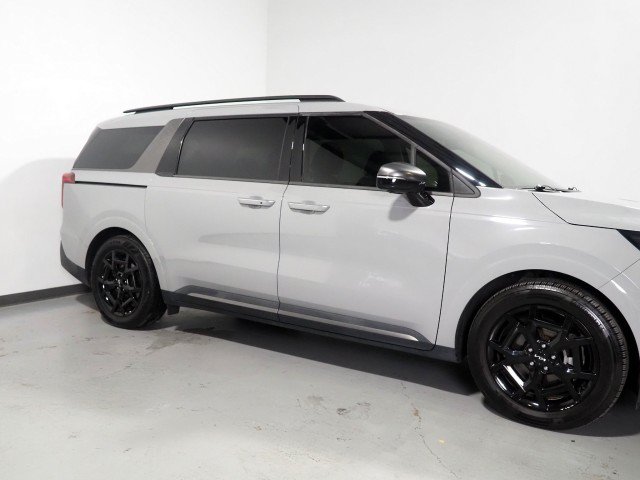Used 2025 Kia Carnival SX Prestige FWD image 60