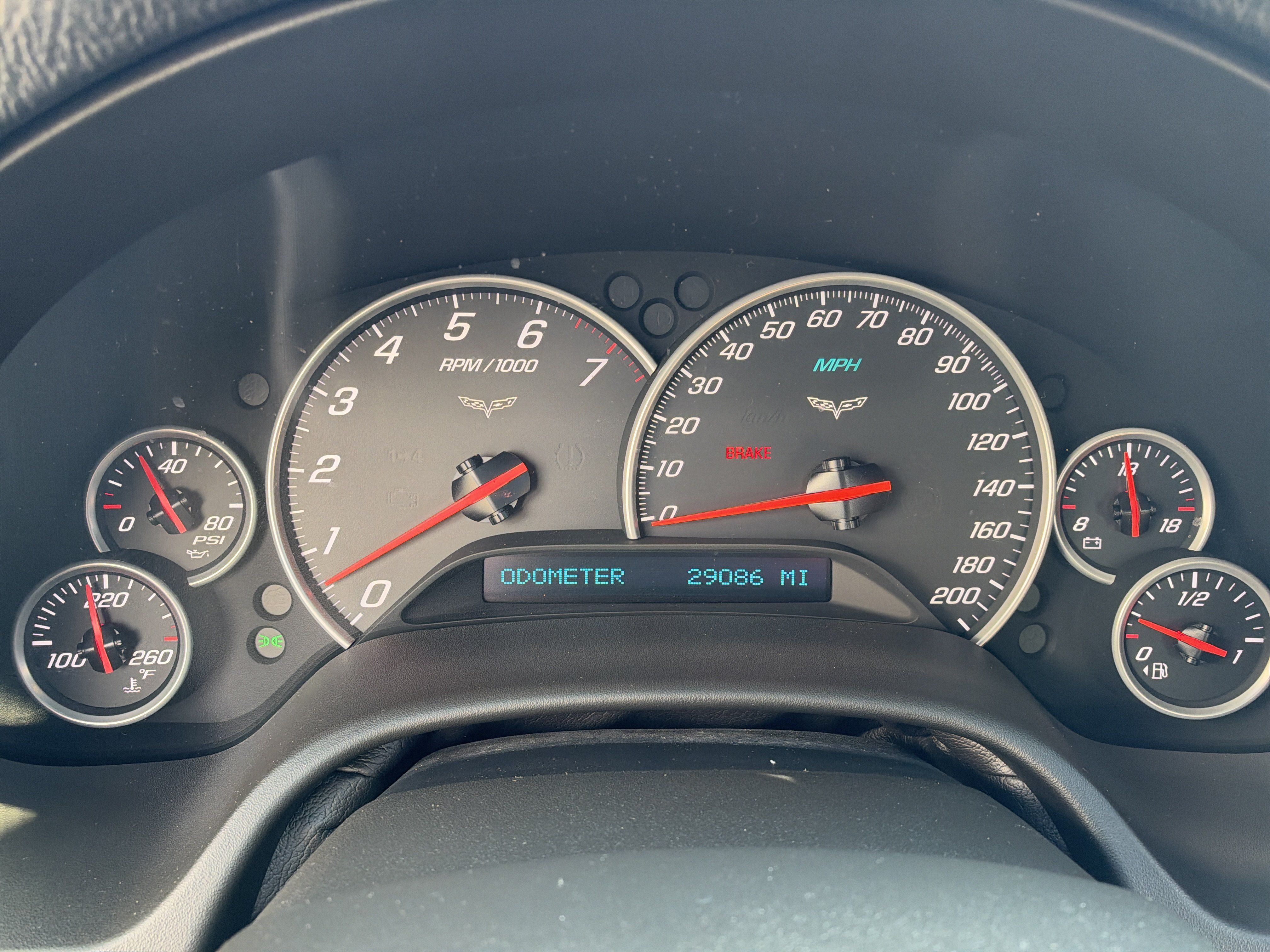 Used 2005 Chevrolet Corvette Coupe w/ Preferred Equipment Group RWD image 23