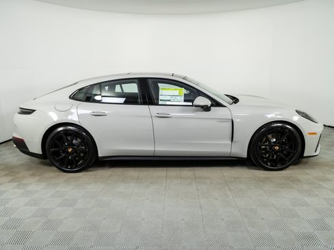 New 2026 Porsche Panamera 4 image 28