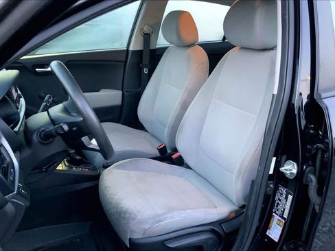 Used 2018 Kia Rio LX FWD image 8