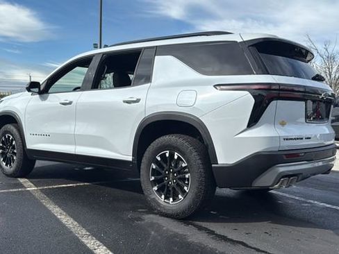 New 2026 Chevrolet Traverse Z71 w/ Driver Confidence Package image 5