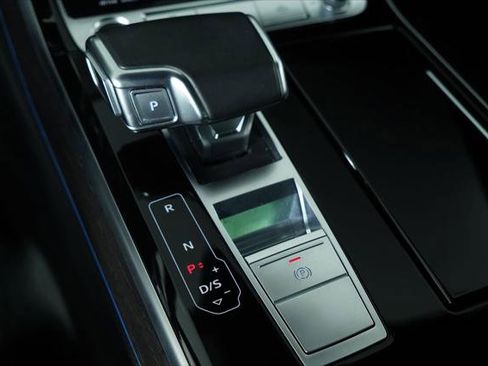 Certified 2021 Audi A8 L 4.0T AWD/4WD image 45