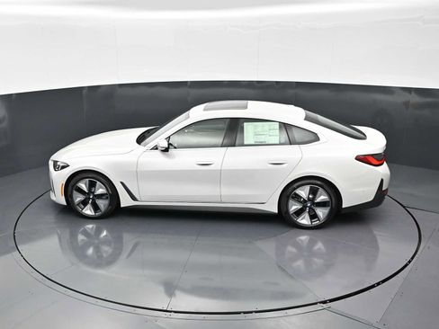 New 2026 BMW i4 eDrive40 w/ Premium Package RWD image 24
