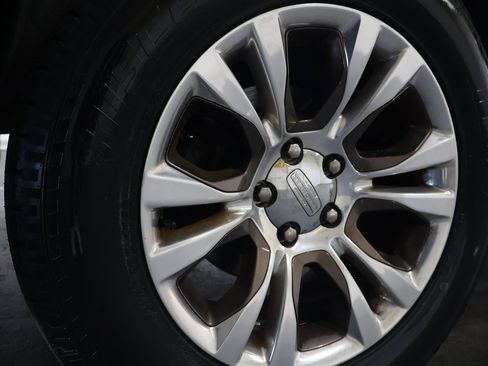 Used 2018 RAM 1500 Laramie Longhorn image 30