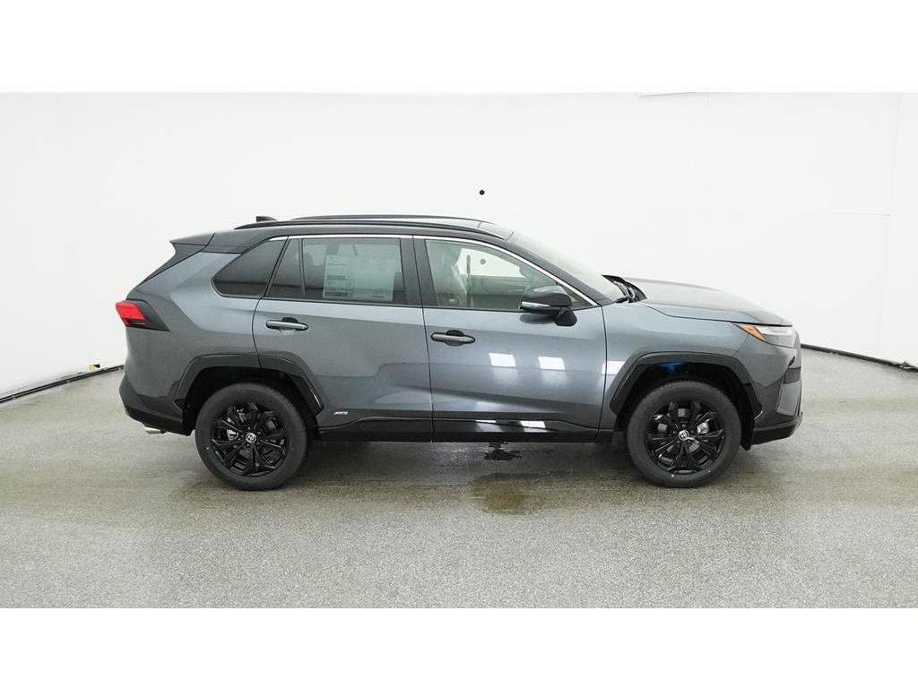 Used 2024 Toyota RAV4 XSE w/ Advanced Technology Package AWD/4WD image 14