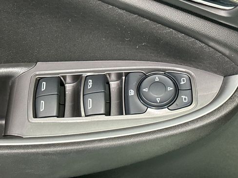 Used 2023 Chevrolet Malibu LT image 16